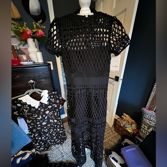 Self Portrait Cutwork Layered dress size 0 NWT - Picture 3 of 11